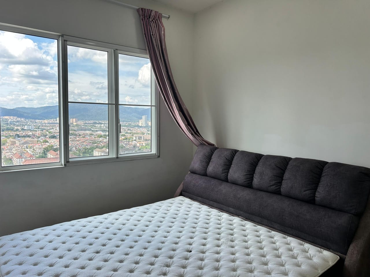 Scenaria Condo - Image 1