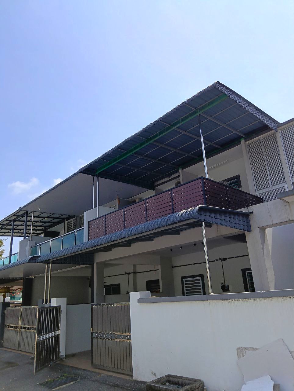 Bercham (Nearby Politeknik Ungku Omar Bercham) Double Storey Terrace House For Rent - Image 1
