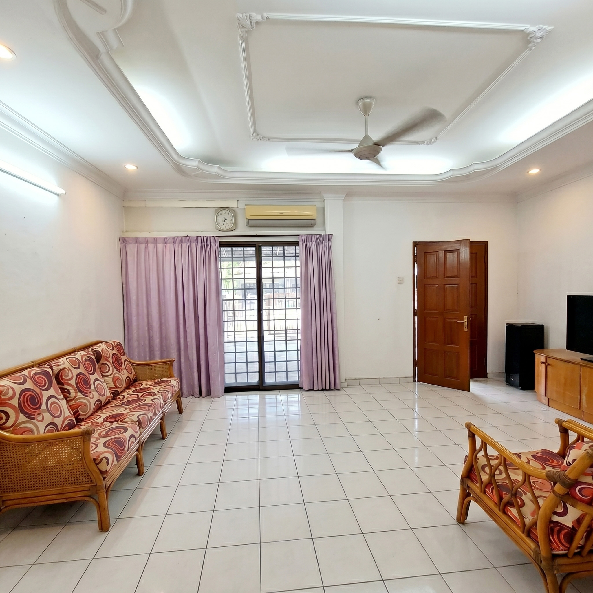Pengkalan Barat Double Storey Terrace House - Image 1