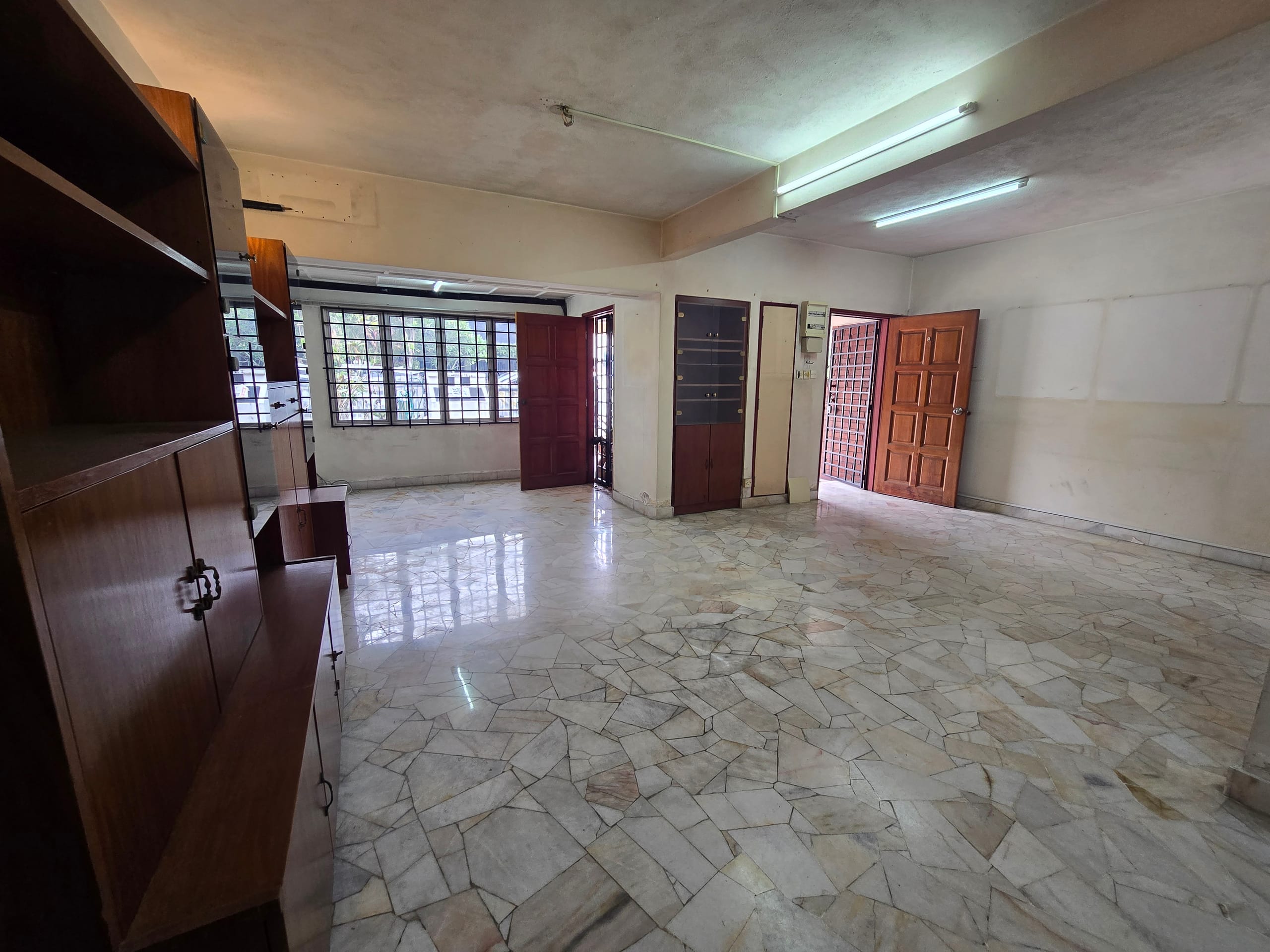 Prime Sri Hartamas/Mont Kiara Area – Extended Terrace with 3-Storey Upgrade Potential! - Image 1